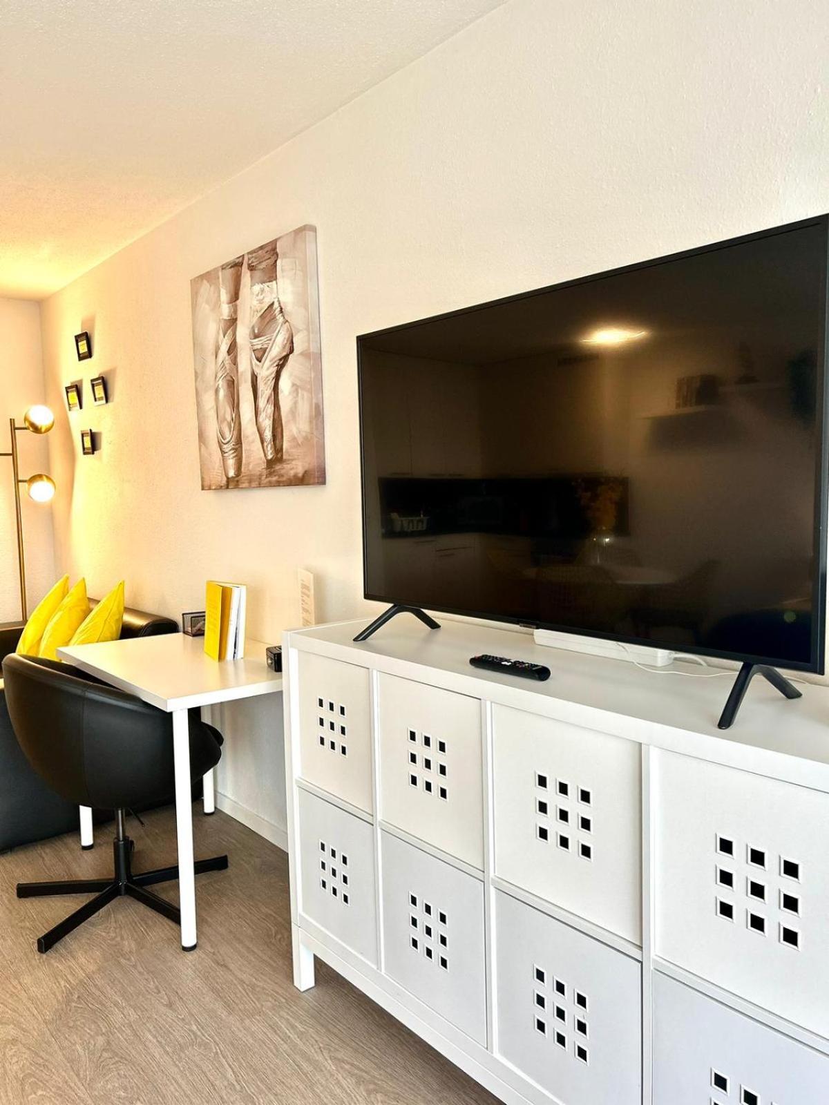 Little Penthouse **** Daire Dietikon Dış mekan fotoğraf