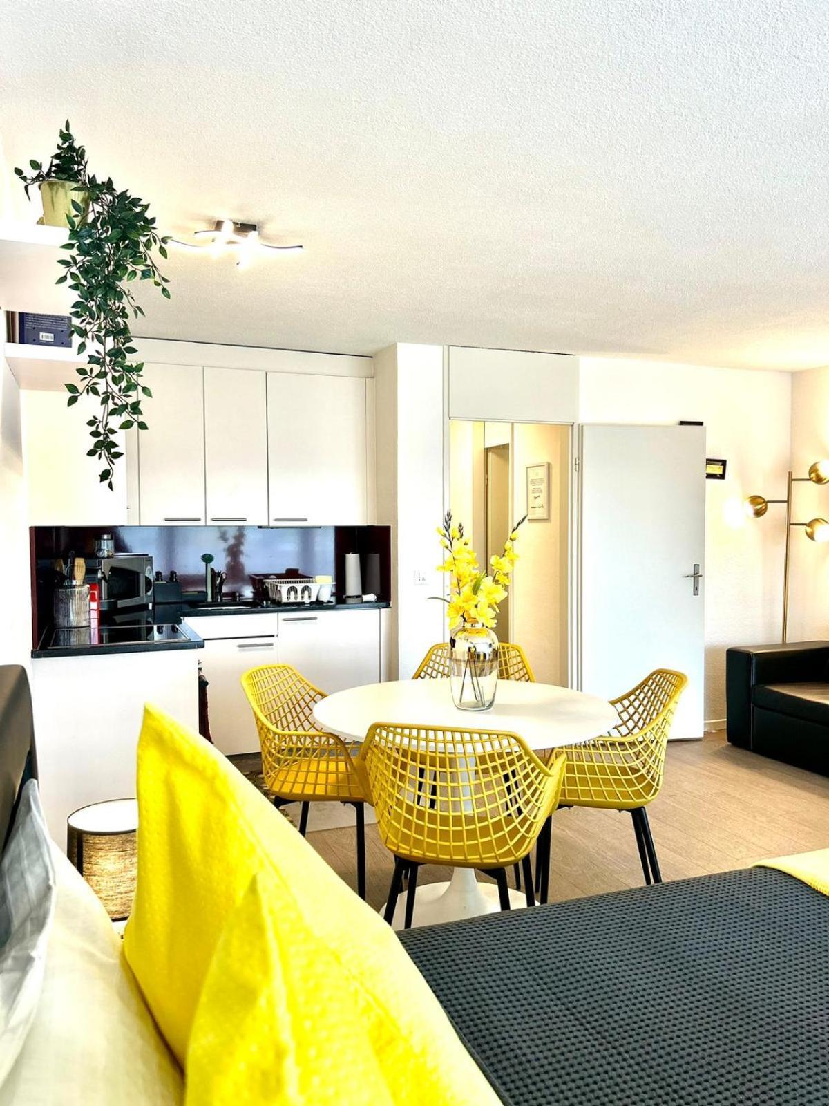 Little Penthouse **** Daire Dietikon Dış mekan fotoğraf