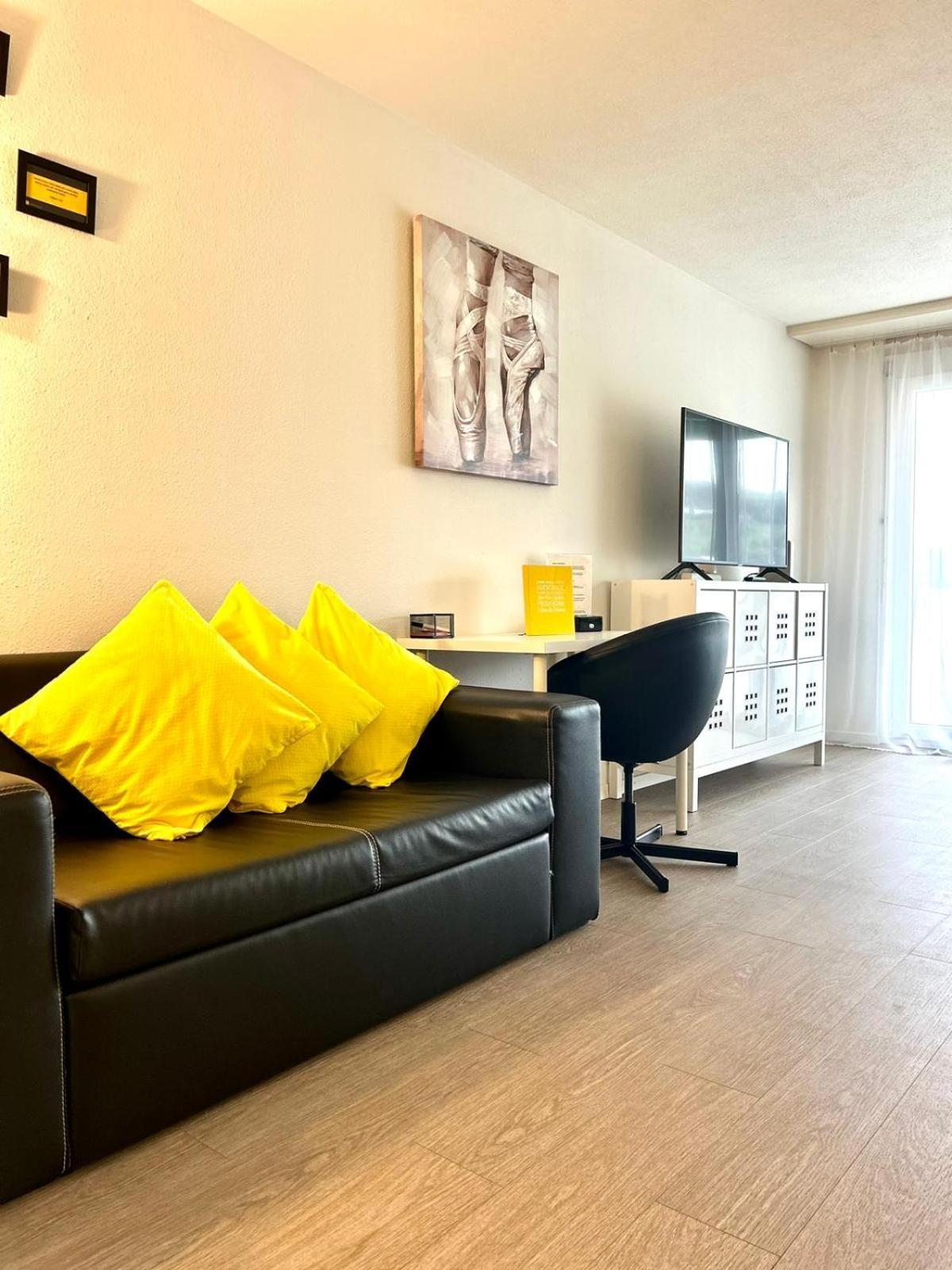 Little Penthouse **** Daire Dietikon Dış mekan fotoğraf